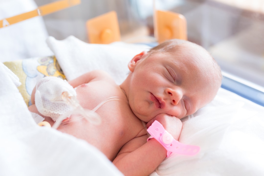 Noul nascut - greutate normala, icterul la bebelusi | Mami si copilul